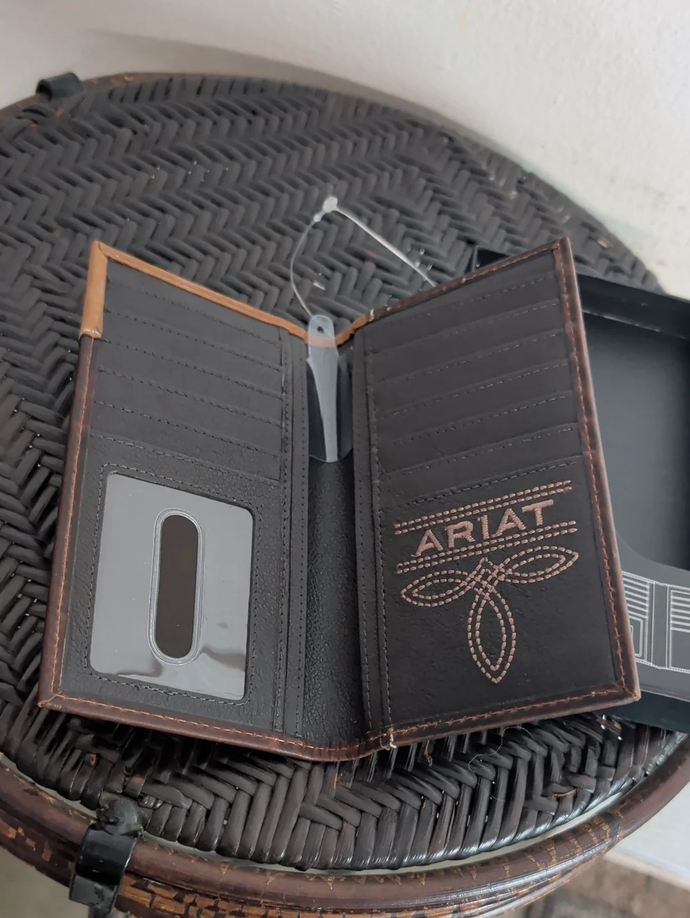 Ariat Top Grain Leather Rodeo Wallet /Checkbook NIB